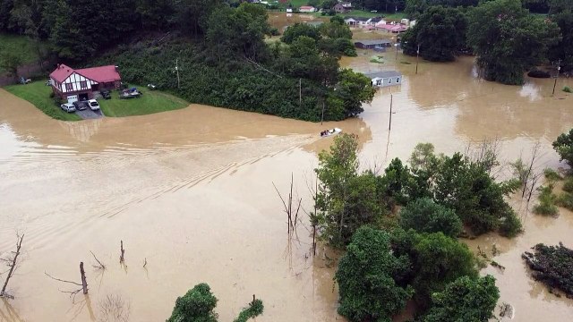 Al menos una quincena de muertos en las peores inundaciones en un estado de EEUU