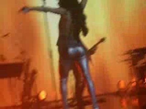 Jenifer à Marseille le 12.03.08 - Au Soleil