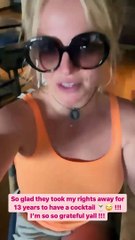Britney Spears se rend dans un bar pour la première fois de sa vie. Instagram, juillet 2022.