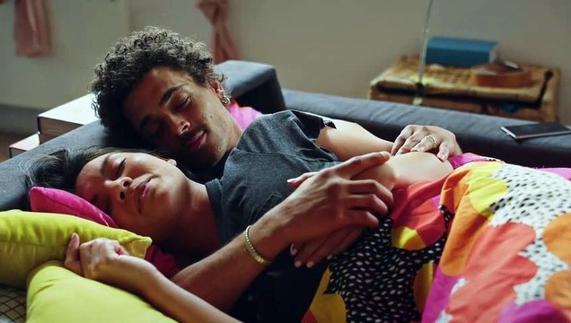 Plus belle la vie : [Indiscrétion] - Baptiste veut rendre les choses officielles avec Justine