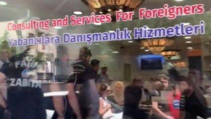 Download Video: Yabancılara 'danışmanlık hizmeti' veren şirketlere polis denetimi