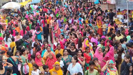 Video... सखियों से गुलजार हुआ मेला