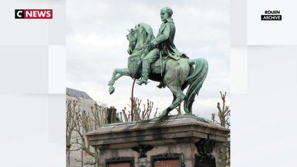 Rouen : Une statue de Napoléon «reboulonnée»