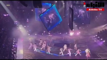 سقوط شاشة عملاقة على فرقة غنائية في هونغ كونغ