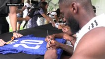 Real Madrid - Séance d’autographes pour les joueurs !