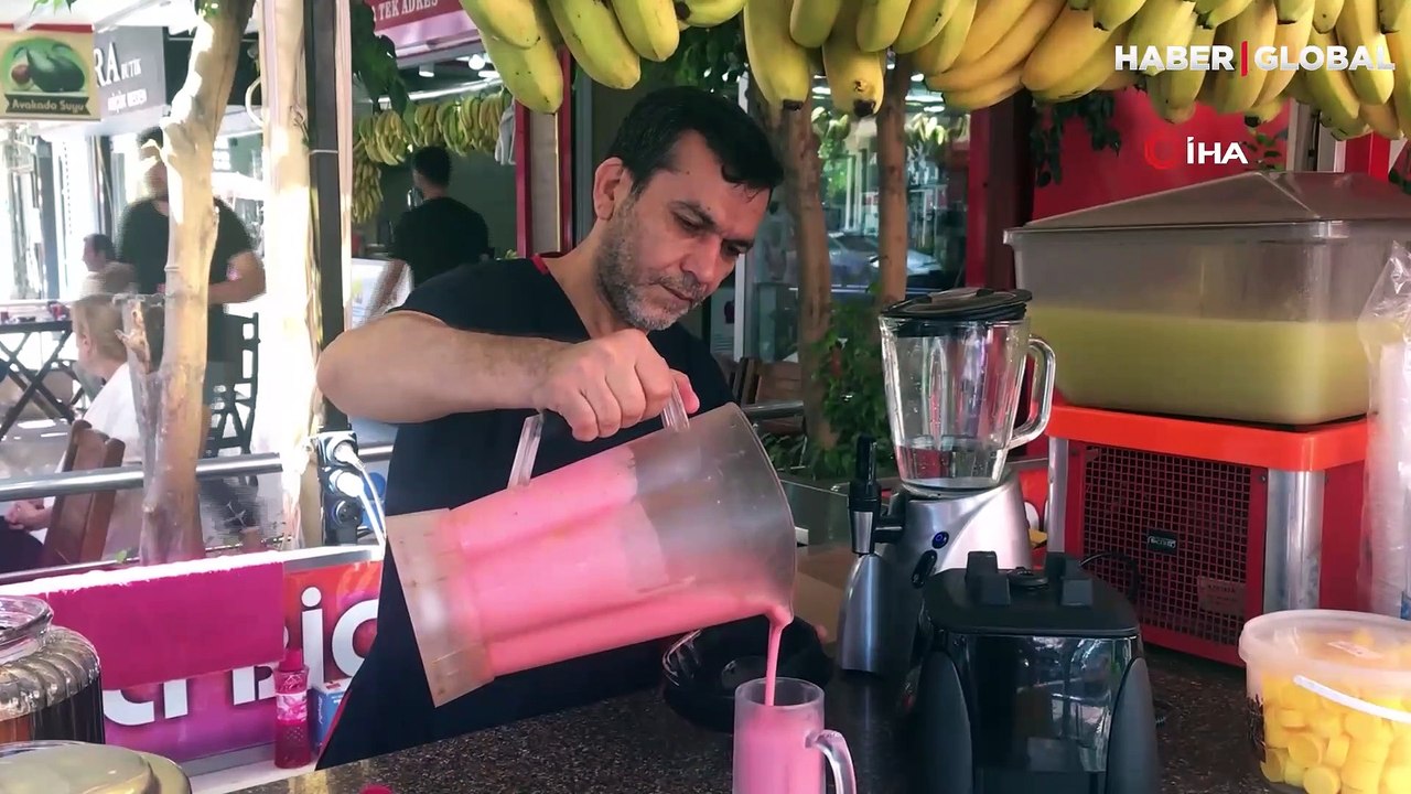 Arsız hırsız: İlk gün para çaldı, ikinci gün limonata içip çıktı