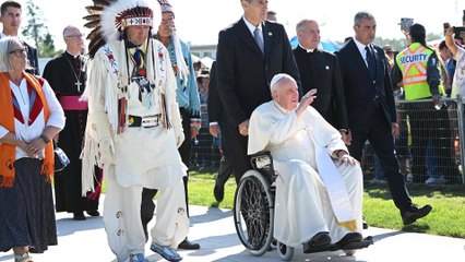 Diminué, le pape François admet qu’il ne pourra « plus voyager au même rythme »