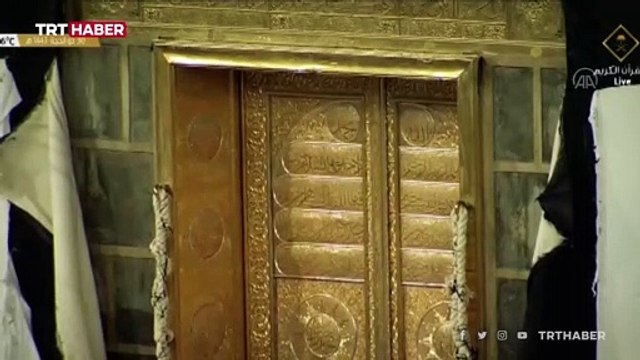 Kâbe’nin örtüsü değiştirildi