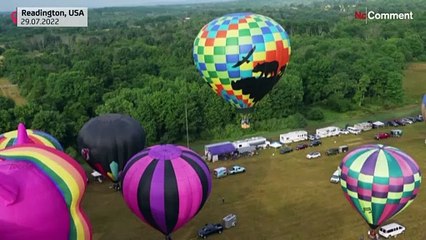 ΗΠΑ: Ο ουρανός γέμισε μπαλόνια