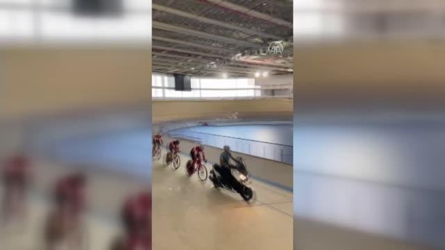 Türkiye'nin ilk olimpik veledromunda test sürüşü yapıldı
