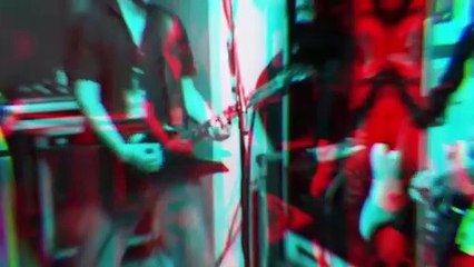 Stranger things Eddie Munson (Joseph Quinn) meets Metallica and Jams Master of Puppets Together backstage