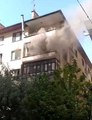 Son dakika haberi | Diyarbakır'da bir apartmanın 3'üncü katında yangın