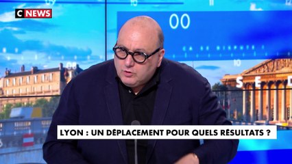 Julien Dray : «C’est vider le désert avec un dé à coudre»