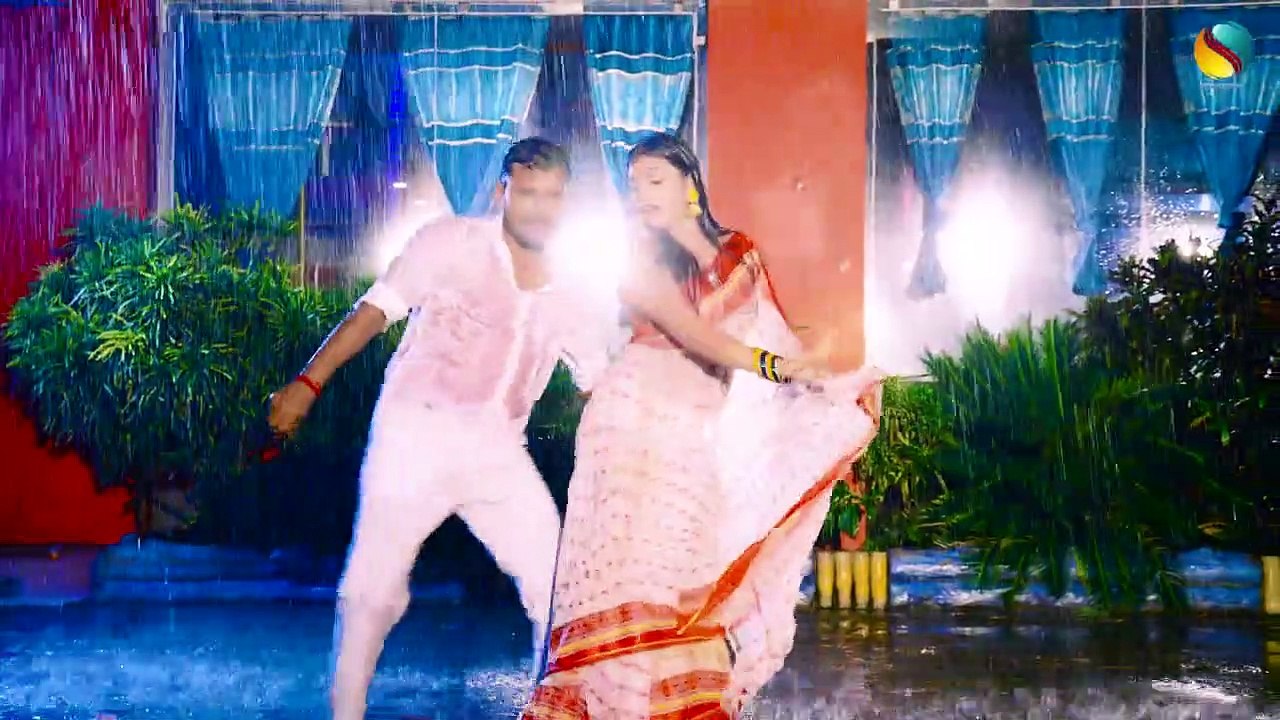 #Video - #प्रमोद_प्रेमी - बरसात के माजा लS - #Pramod_Premi_Yadav -Barsaat Ke Maja La - Bhojpuri Song