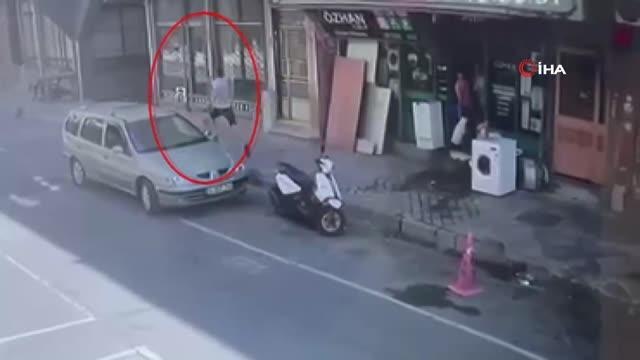 Bingöl 3. sayfa haberleri | Bağcılar'da 2 çocuk kapkaç yöntemiyle genç kadının telefonunu çaldı