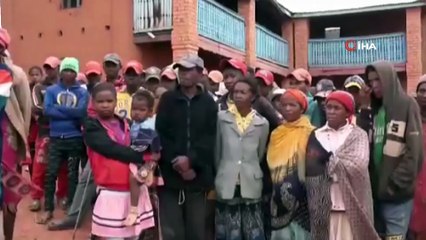 Ülkede katliam! İnsanları diri diri yaktılar, onlarca ölü var