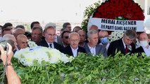 Son dakika haberi... Kılıçdaroğlu, CHP Sözcüsü Faik Öztrak'ın annesinin cenaze törenine katıldı