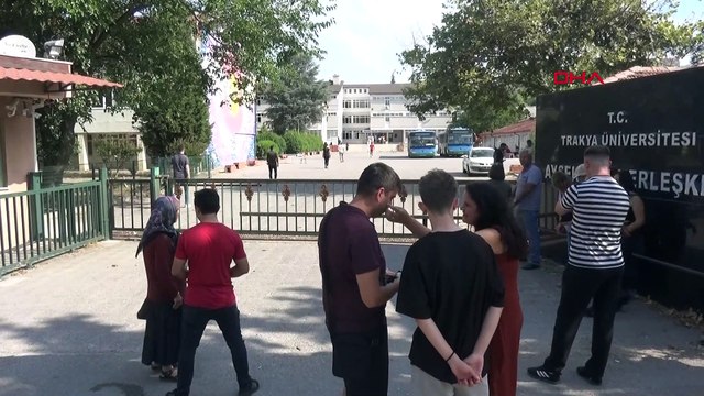 Selfie yaparken sınavı kaçırıyordu
