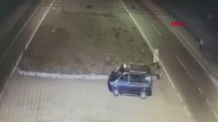 Cinayet gibi kaza kamerada: Otomobilin çarptığı kadın hayatını kaybetti