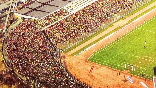 Germania Est contro Germania Ovest: le prime crepe (celate) del muro