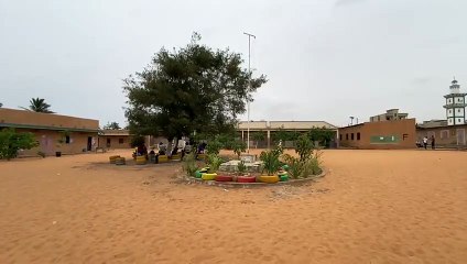 Législatives: Faible affluence dans des centres de vote à Guédiawaye (Vidéos)