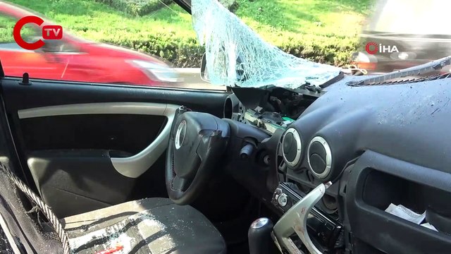 Köprüden atlayıp otomobilin üstüne düştü 3 yaralı
