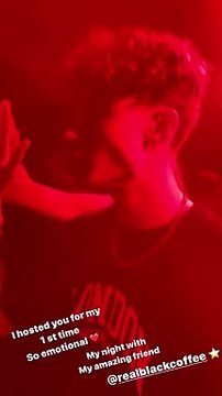 Cathy Guetta fait la fête avec son fils Elvis et un célèbre DJ