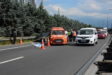 TEM'de lastik değiştirmek isterken canından oldu