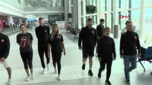 SPOR 1 altın 1 bronz madalya kazanan Golf Milli Takımı, yurda döndü