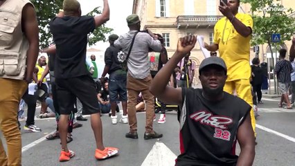 Wut nach Tod eines Straßenhändlers: "Ich will ihm in die Augen sehen"