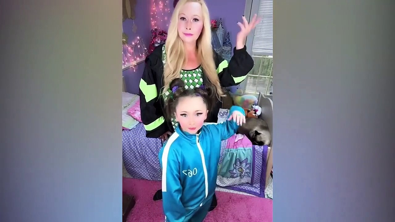 SQUID GAME NETFLIX    TikTok Trend ⬛