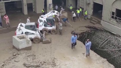 ارتفاع قتلى السيول في إيران إلى أكثر من 70 شخصاً