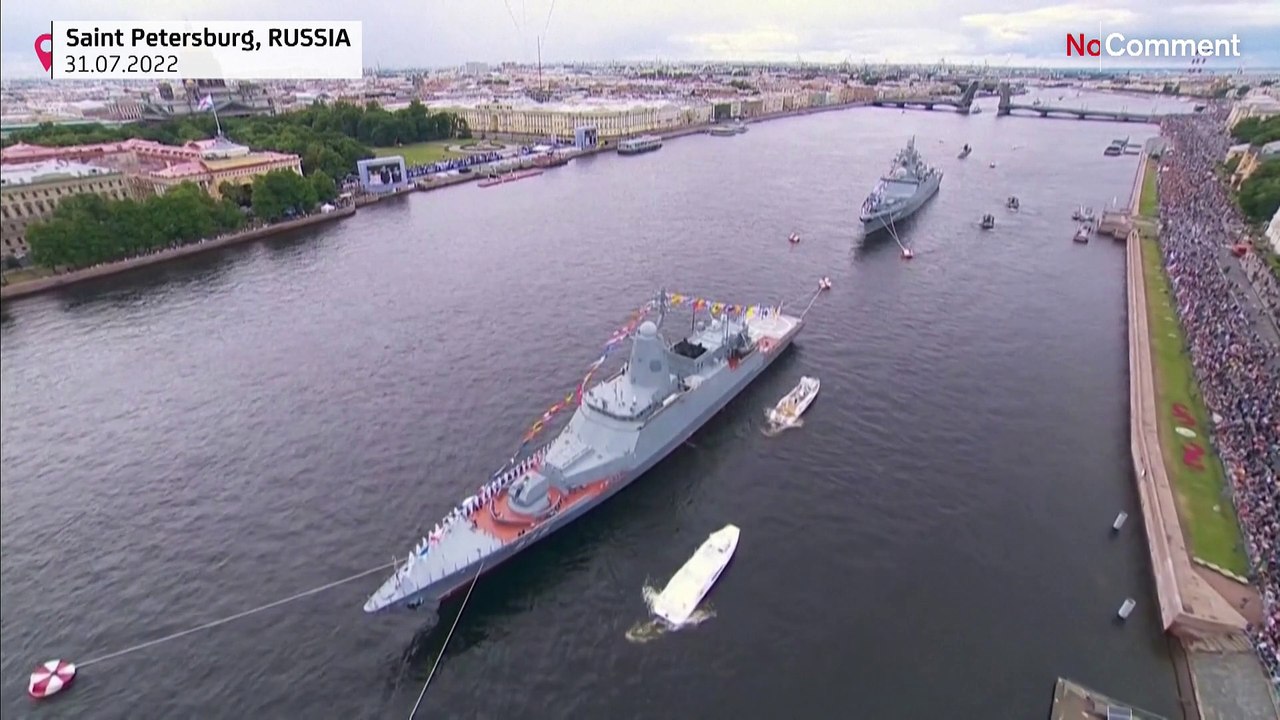 St. Petersburg: Parade der russischen Marine