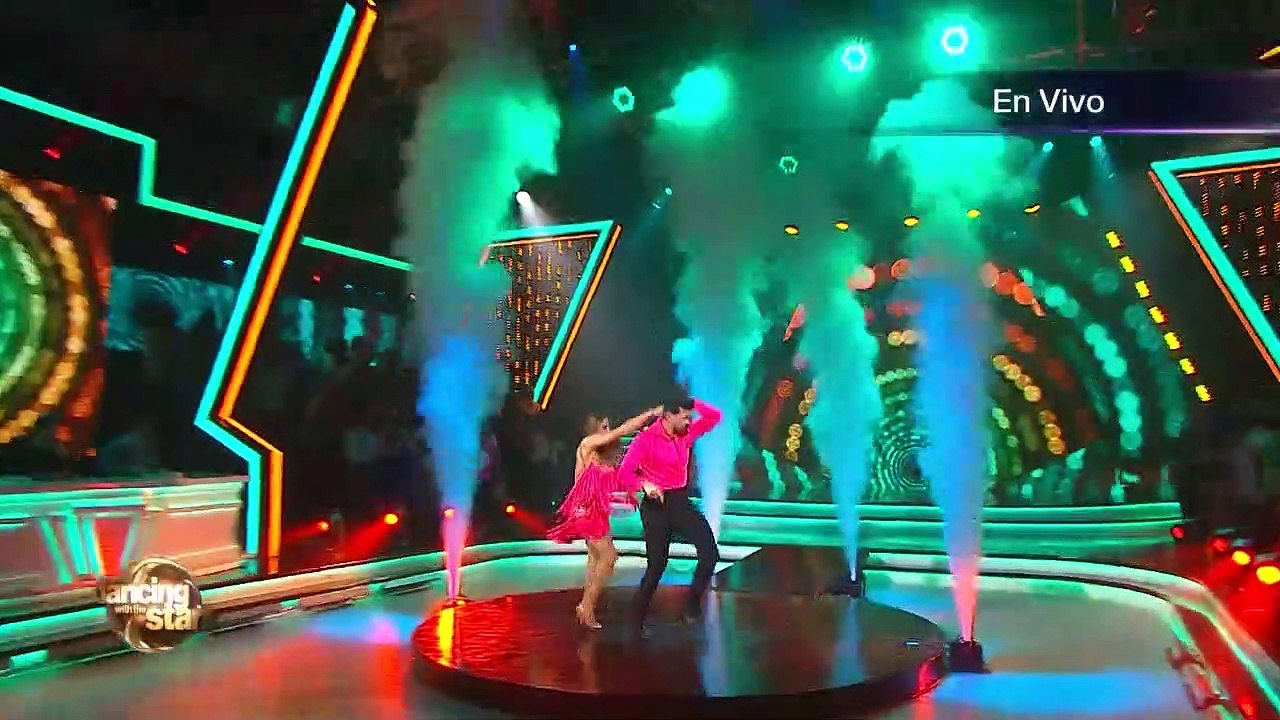 Gala 6 - Salsa - Bryan y Jahzeel