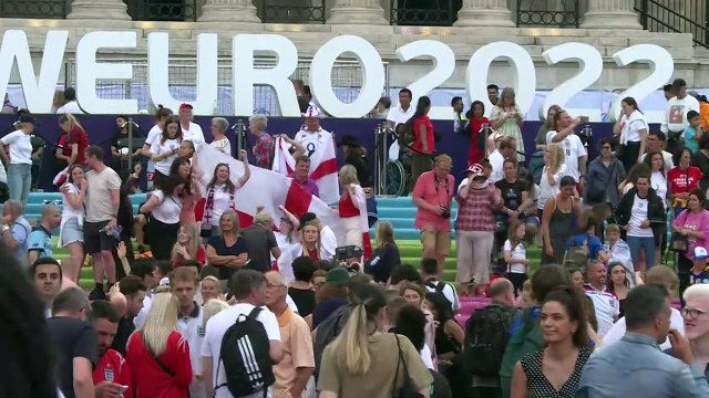Les Anglais fêtent leur victoire à l'Euro féminin de football 2022