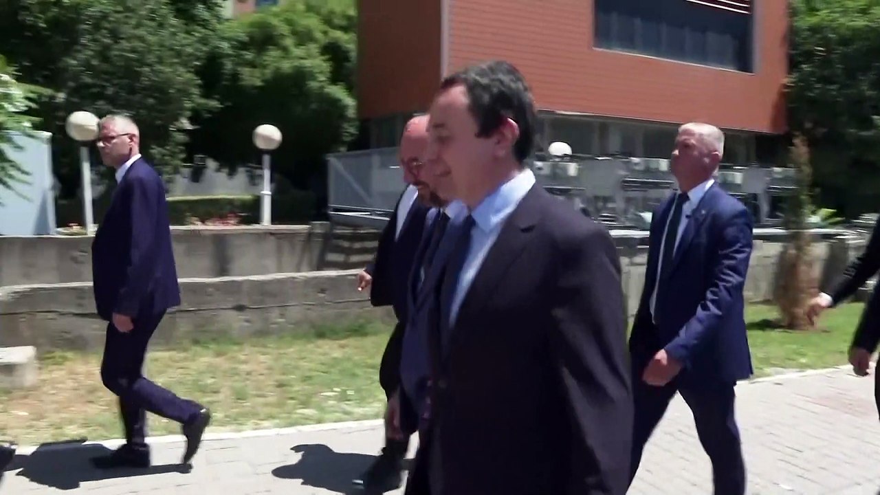 Kosovo pospone las normas fronterizas tras las tensiones con Serbia