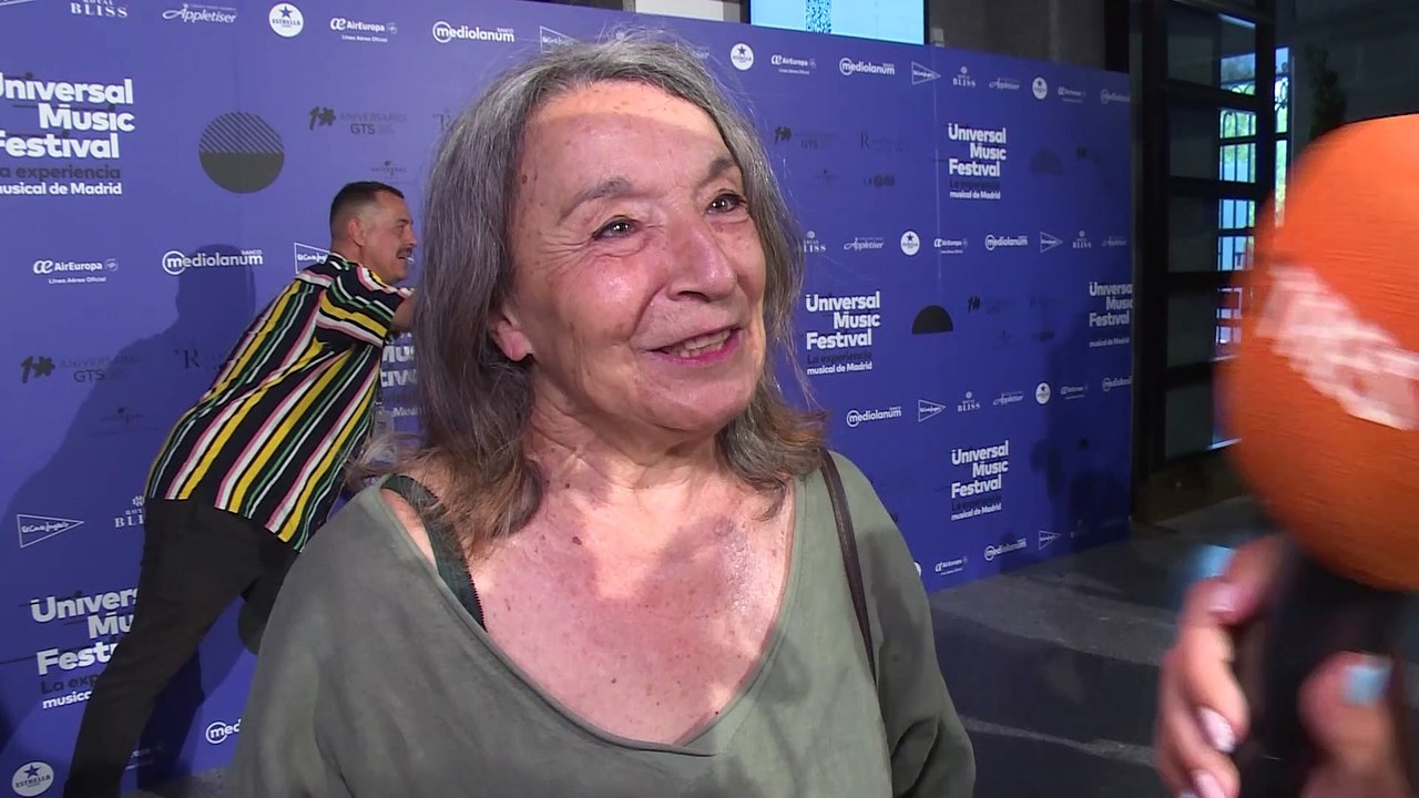 Petra Martínez expresa su deseo sobre José Luis Gil