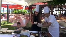 Antalya gündem haberi | Manavgat'ta, turistler tatil yaptıkları otelde Türk yemekleri pişirmeyi öğreniyor