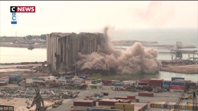Liban : effondrement d'un silo à grains du port de Beyrouth