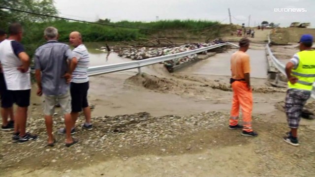 Tempestades violentas causam estragos em várias regiões da Roménia