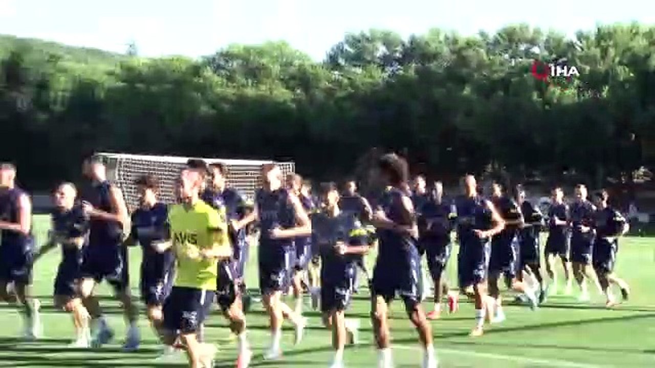 Fenerbahçe Slovacko maçı ne zaman hangi kanalda? Fenerbahçe Slovacko maçı şifresiz mi? Fenerbahçe Slovacko maçı hakemi kim?