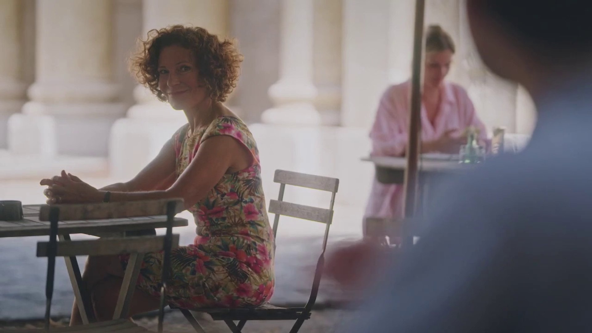 Plus Belle La Vie 4594 Plus belle la vie : [Indiscrétion] - Mirta découvre le vrai visage du Père  Luc - Vidéo Dailymotion