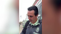 Un fan intenta vacilar a Emery y pasa esto