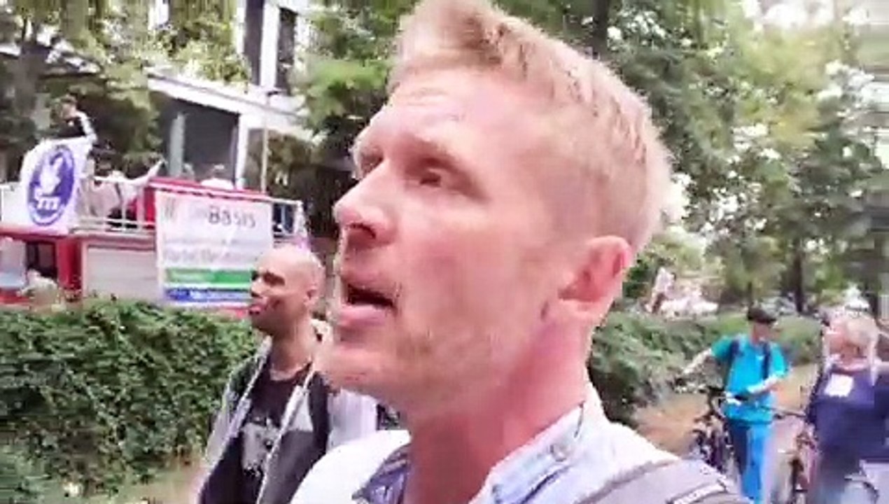 # Volkslehrer : Wer demonstriert hier eigentlich? Und wofür/wogegen? 