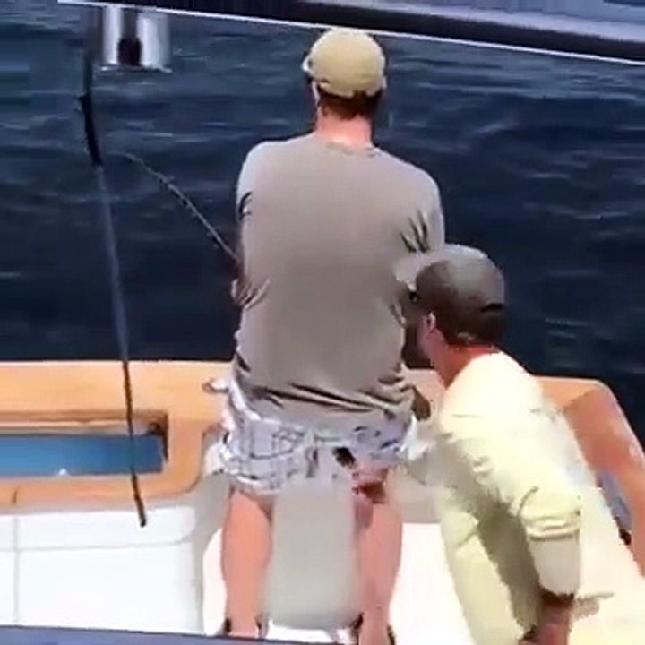 La blague du pêcheur... toujours très efficace