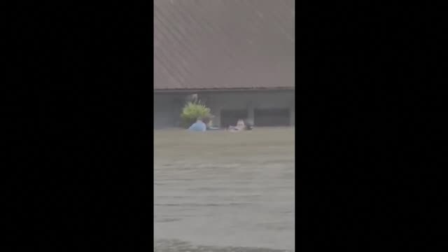 Las inundaciones de Kentucky dejan 30 muertes confirmadas