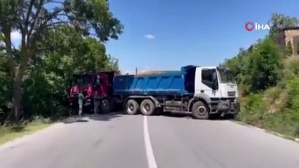 Kosova’nın kuzeyinde kurulan tüm barikatlar kaldırıldı