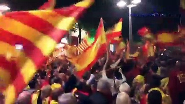Más de 4 mil catalanes marchan en Mataró a favor de España bajo 'Mataró se queda' en España (1)