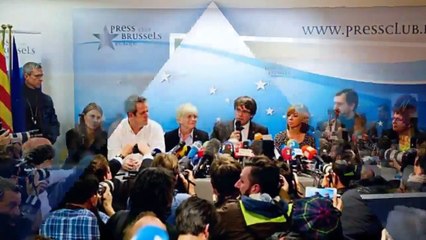 Puigdemont, detenido al presentarse a la Policía belga para no ser esposado 2022