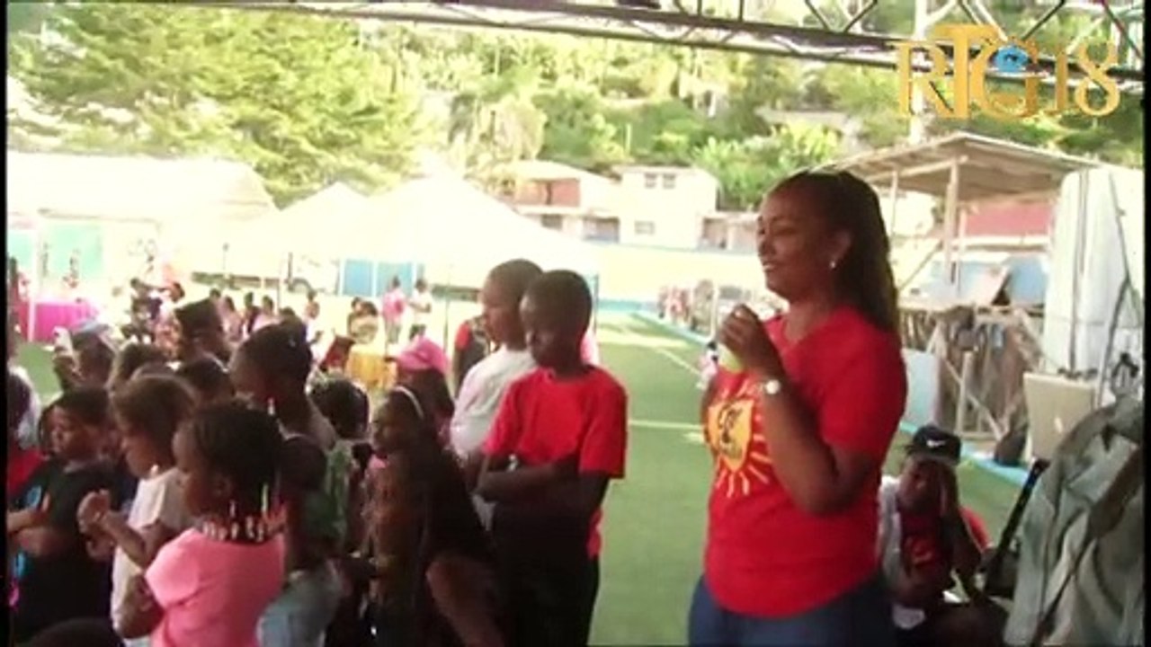 Òganizasyon "Happy Feet" òganize yon aktivite kiltirèl pou timoun yo ki pote non "Eté en famille".